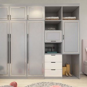 全屋定制中的衣柜應(yīng)該怎么設(shè)計(jì)？